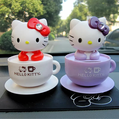 Hello Kitty Sun Bobblehead